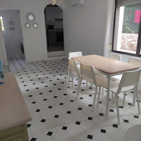 En Rotas, Apartamento